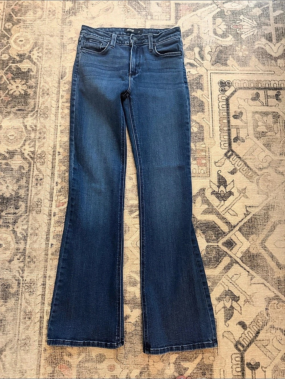 Just Black flare jeans in Blue Waist 27 Like New